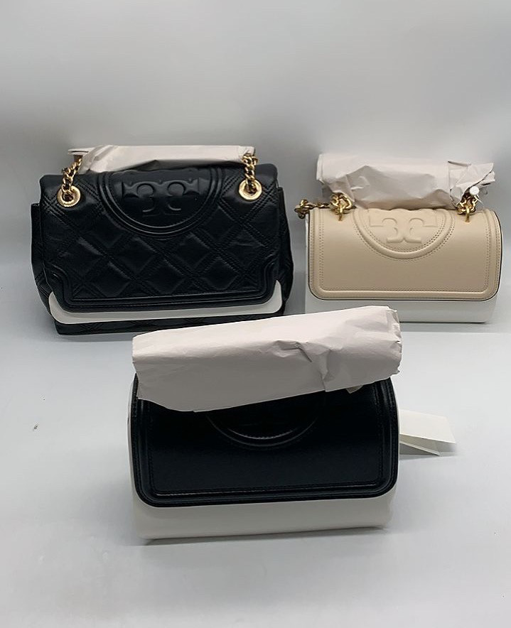 仓库实拍图来啦 超好价fleming 千万不要错过