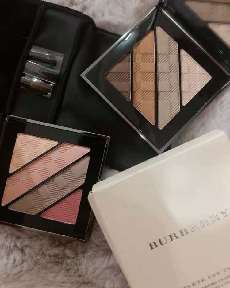#美国运通省钱计划#burberry四色眼影  🌟购买网站