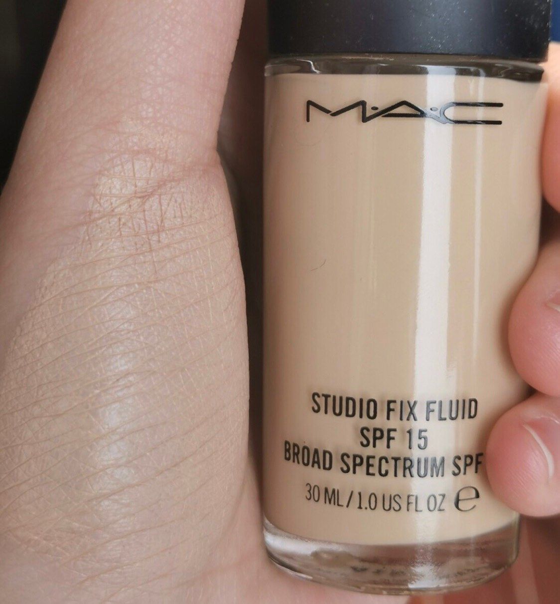 💲mac不仅仅口红让大家爱不释手，他家的粉底液，也是明星化