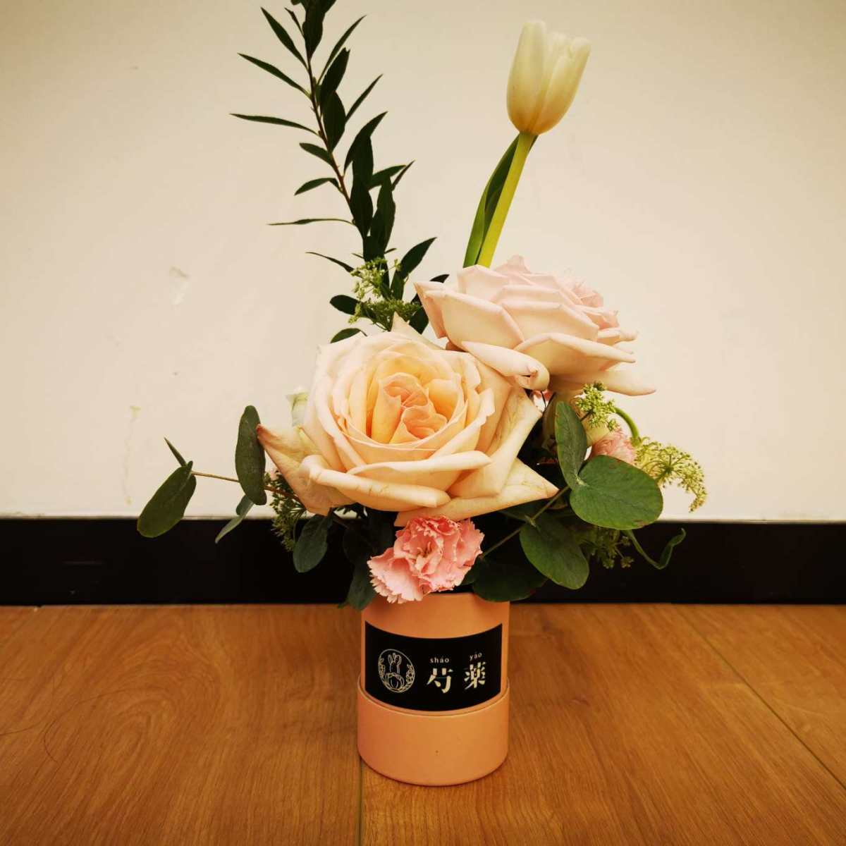 一个真正懂得生活的女人，不仅仅会打扮自己，更会布置居室、装扮