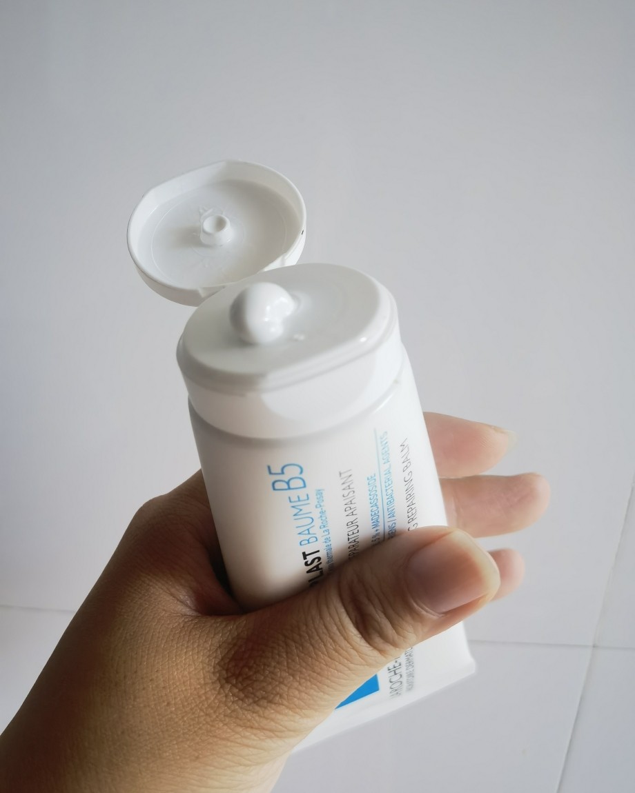 特殊时期习惯性爆痘，反反复复，被困扰了好久。 爆痘用粉底覆盖