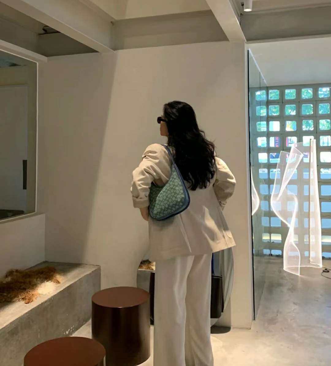 🍵近几年火了腋下包,也爆火了coach几款腋下包,这款co