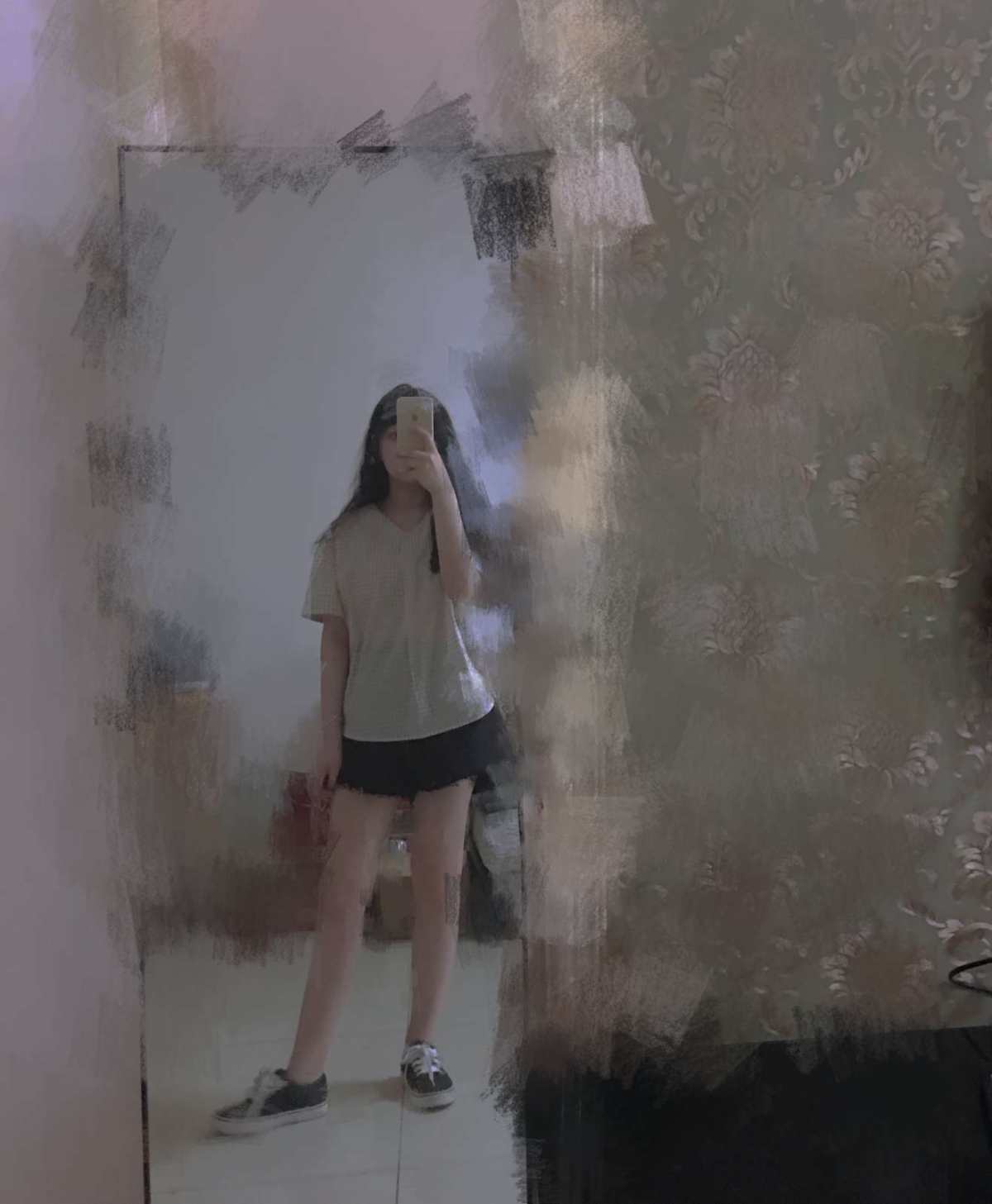 今日分享简色格子和阔腿短裤，一眼看就是简简单单的夏日搭配，但