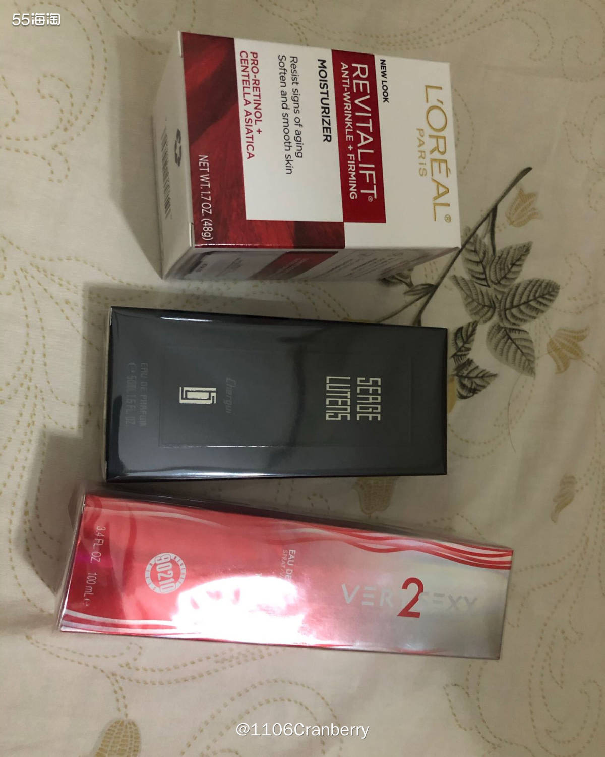 🌟草莓网：满350包*直邮大陆，免邮门槛非常低，活动非非非