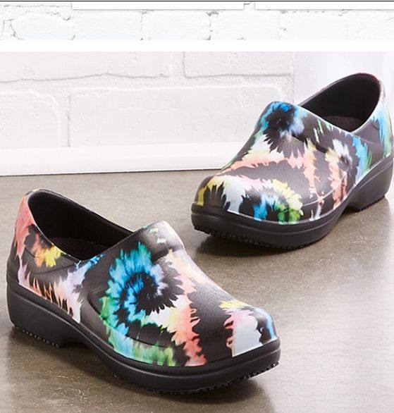 Crocs美国官网客服怎么联系？Crocs卡骆驰有哪几种客服