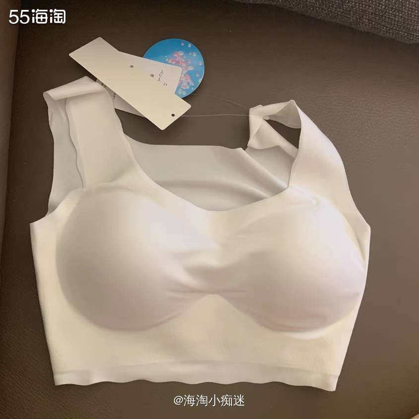 华歌尔的原料都来自国际知名的供应商——日本的荣花边，西班牙的