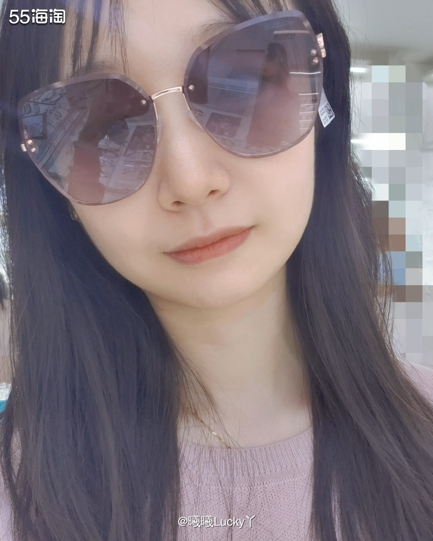 一周穿搭打卡✔渔夫帽+墨镜 穿搭  ♛今天分享的是一些可以的
