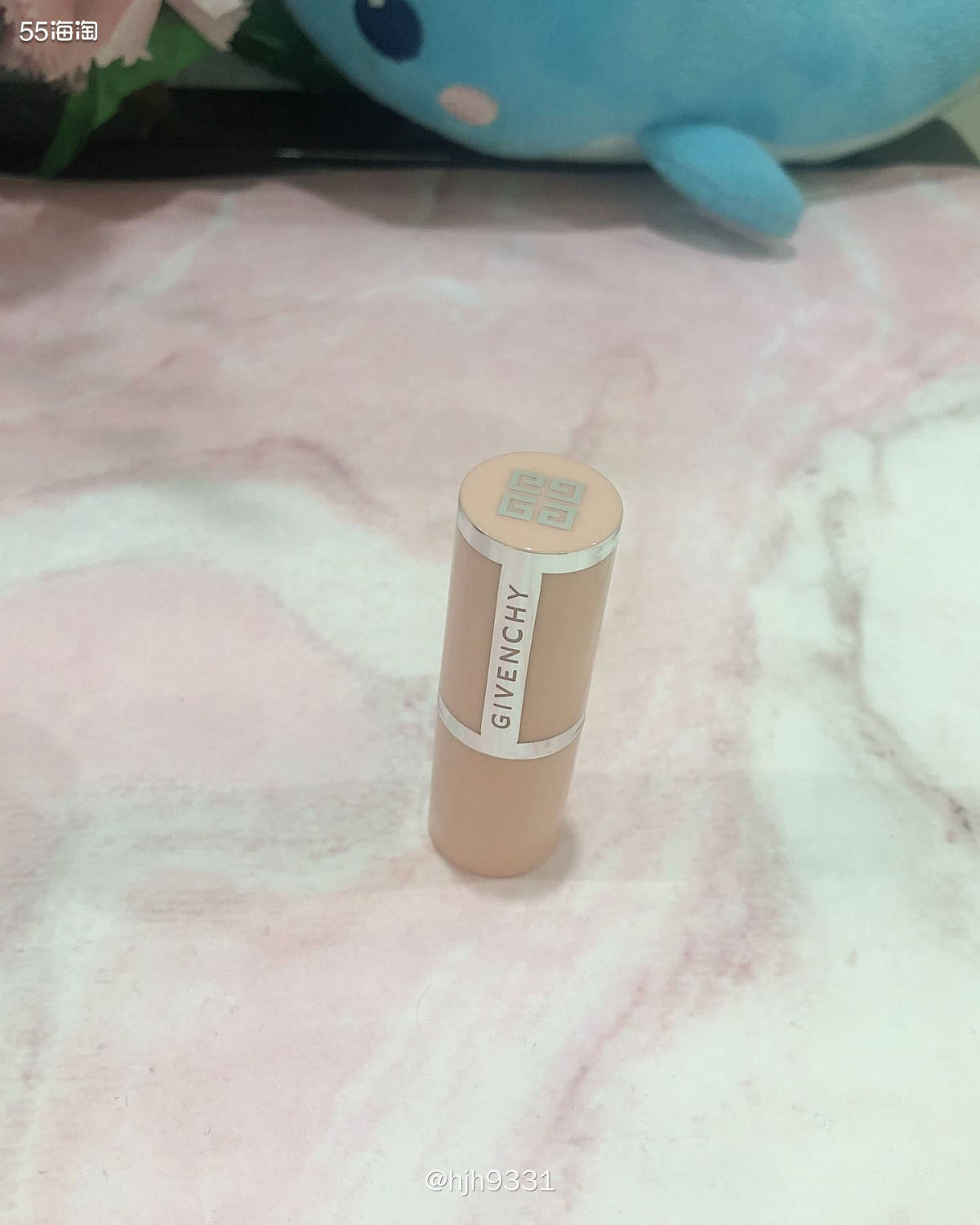 纪梵希小粉皮01！ 这款来自丝芙兰，最热是小样，但做工也很精