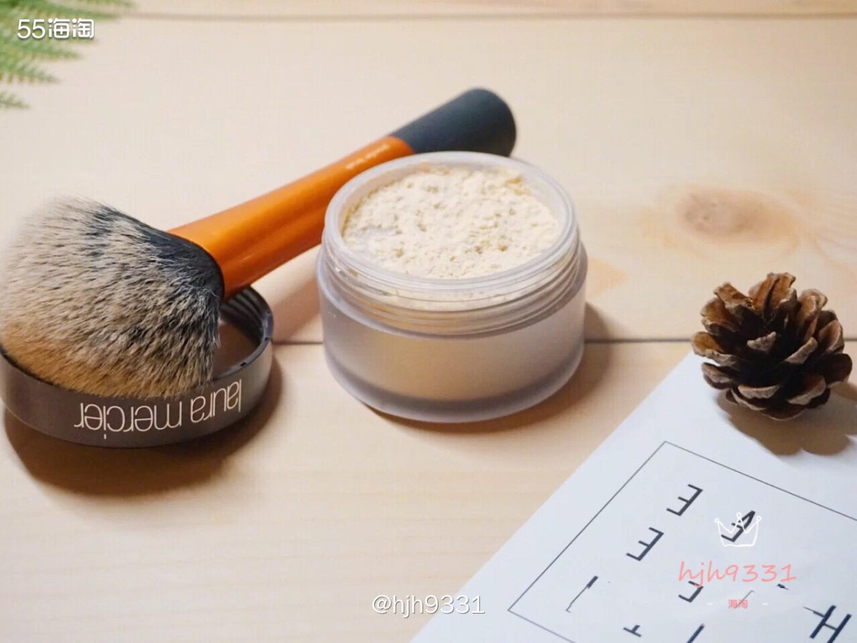 购买网站：Lookfantastic  种草物品：罗拉散粉2