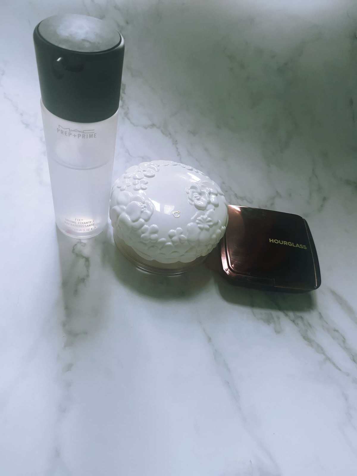 分享一下近期我最爱的定妆产品，他们共同点都是定妆效果好，妆容