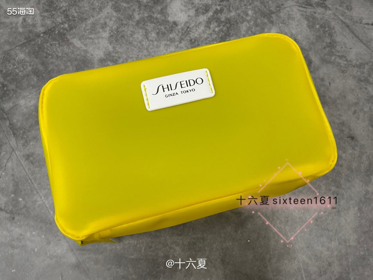 🌟资生堂家的化妆包算是比较OK的，不管是质量还是款式设计。