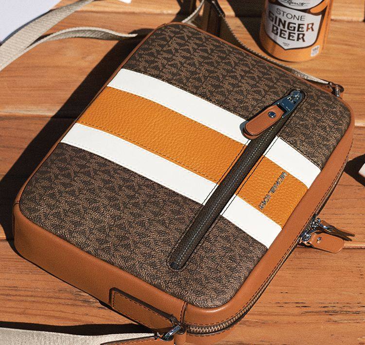 mk美国官网入口是哪一个？为什么MK官网跳转过去是中文页面呢