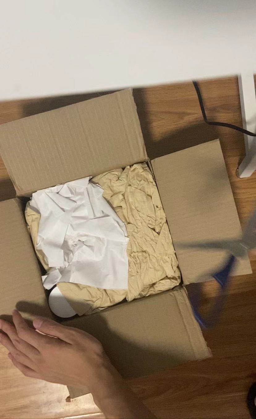 我从年初海淘以来所有的转运走的都是中环，没有走过别家，都是合