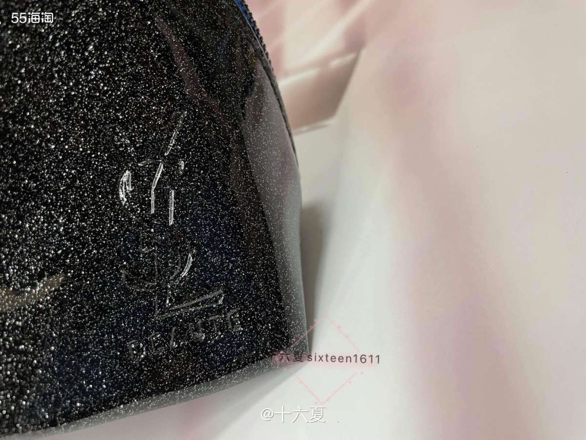 ✨目前收到最喜欢的化妆包，不管是款式还是容量都很🉑️来自于