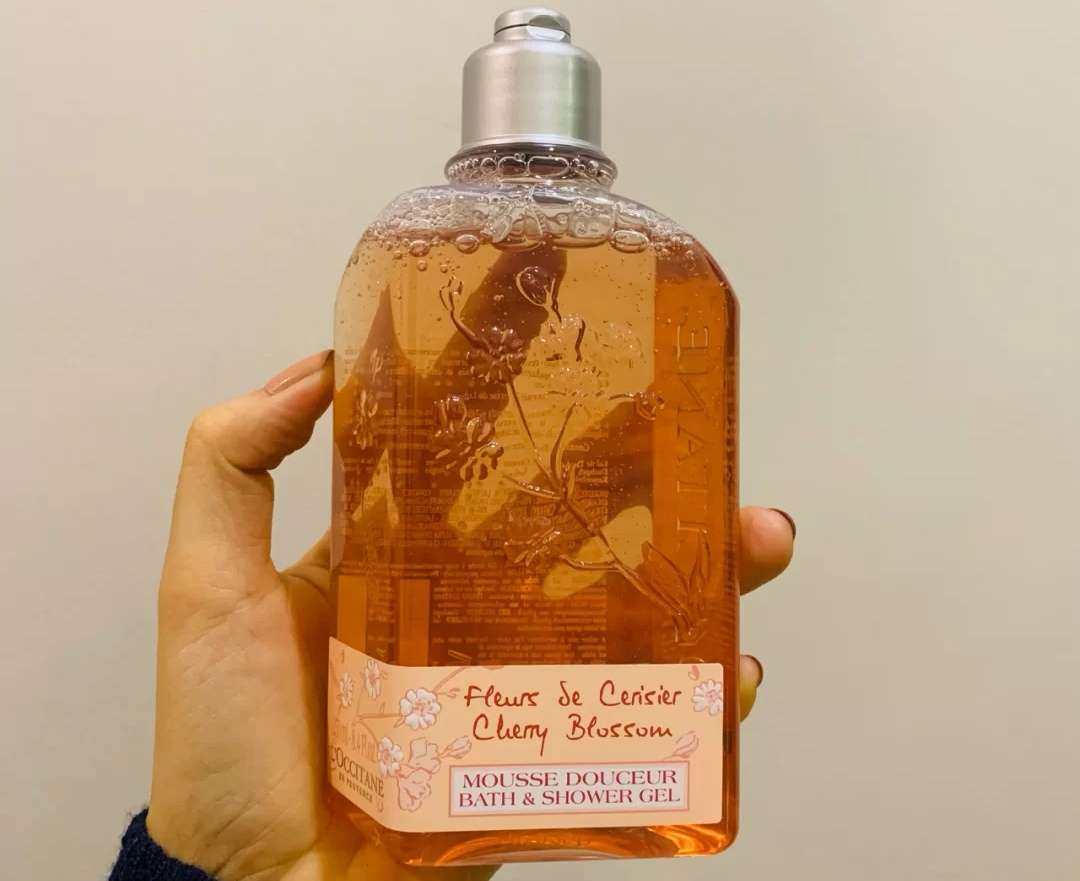 🤗 夏日来袭，还在为用什么沐浴露而感到烦恼吗？我只想说L&