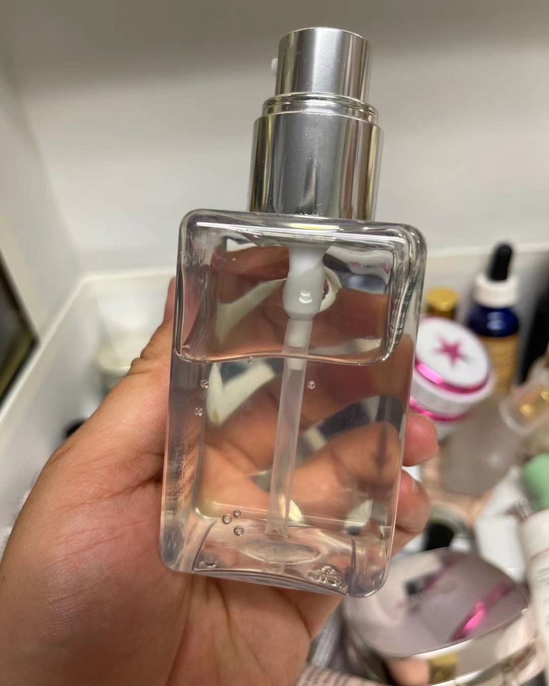 倩碧美国官网买的哦✌  💐首先看看它的颜值挺吸引人哈😊没