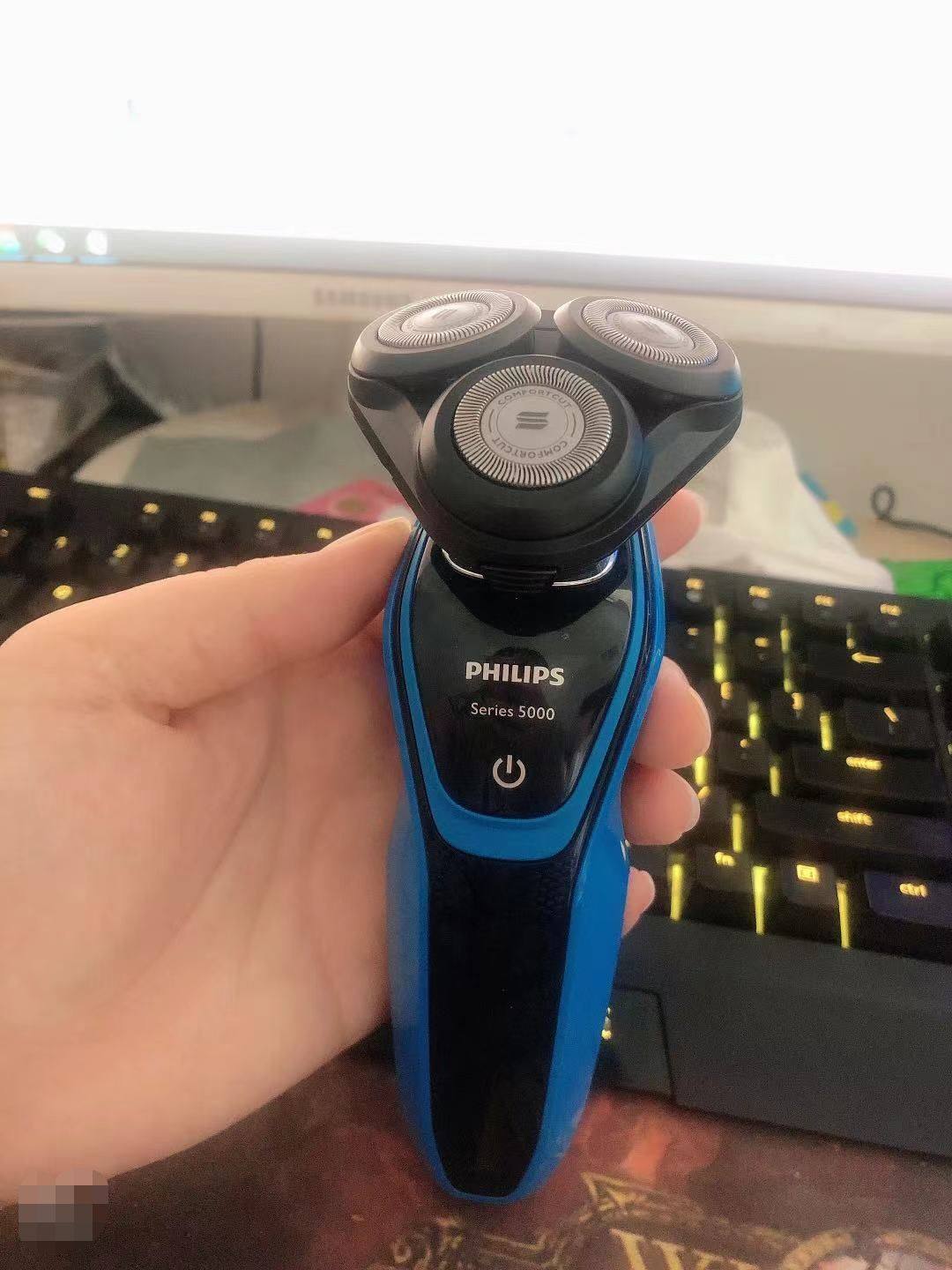 ☑️这款刮胡刀是亚马逊会员日活动，买来送给老公，Prime会