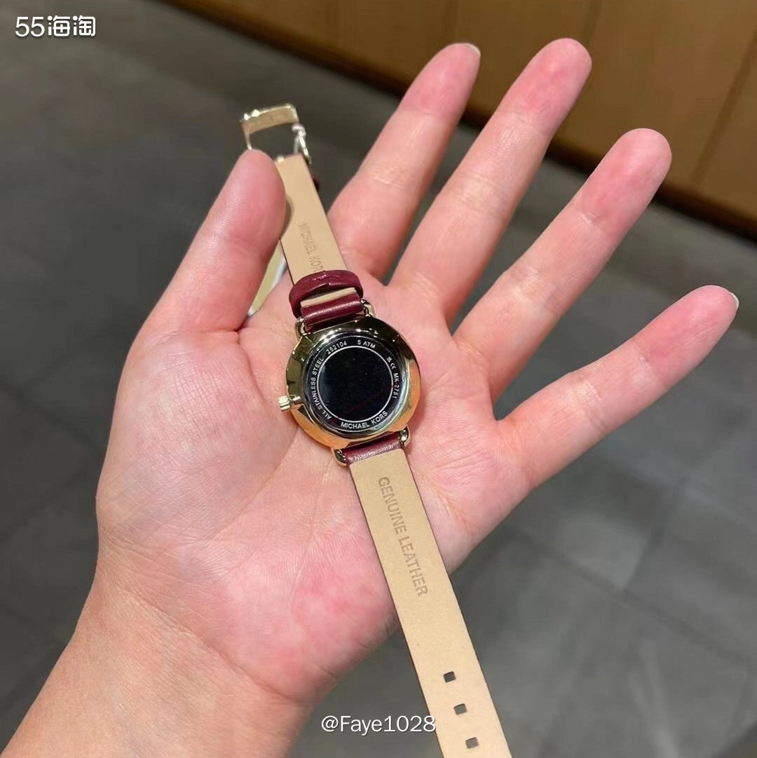 意外惊喜，MK的手表颜值居然很不错  意外～mk这块红色皮带