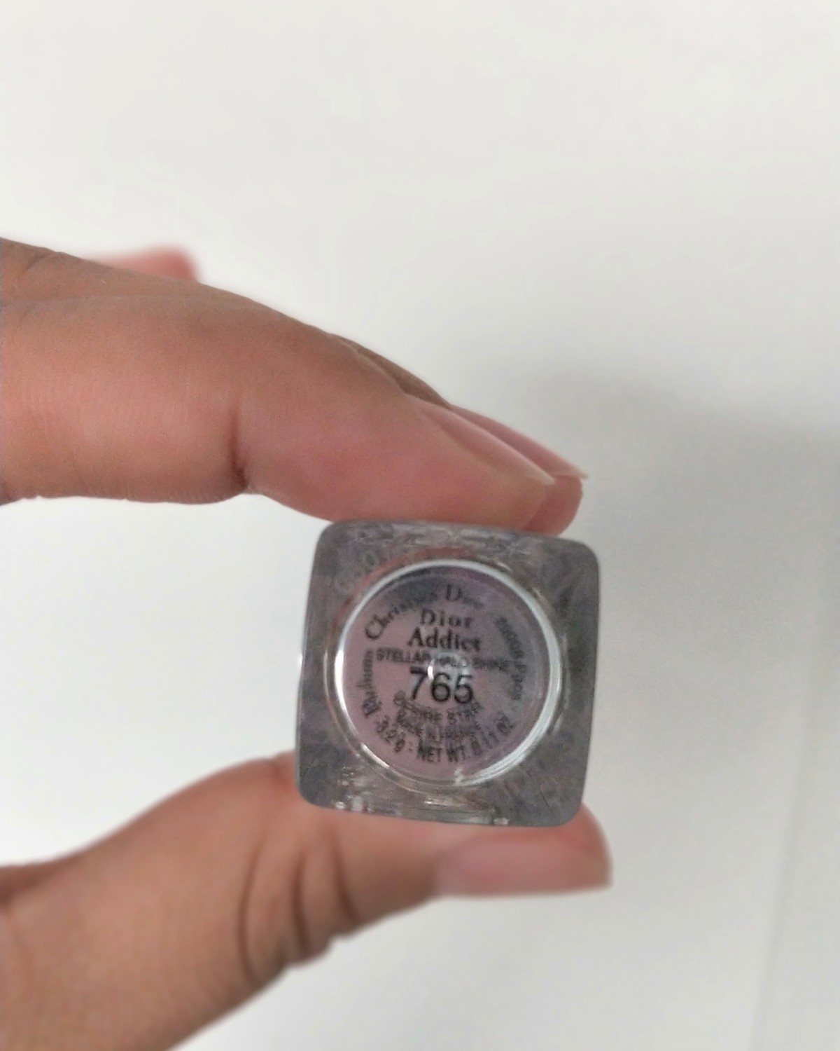 🌻2020年的新款星耀口红，今年年初才买的，专柜350RM