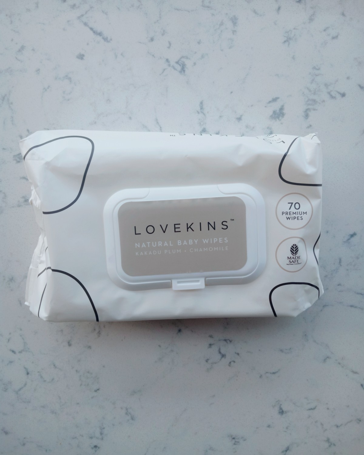 分享给大家一款好用的澳洲品牌lovekins婴儿湿巾，多层净