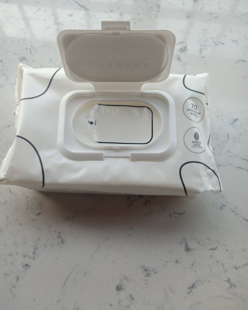 分享给大家一款好用的澳洲品牌lovekins婴儿湿巾，多层净