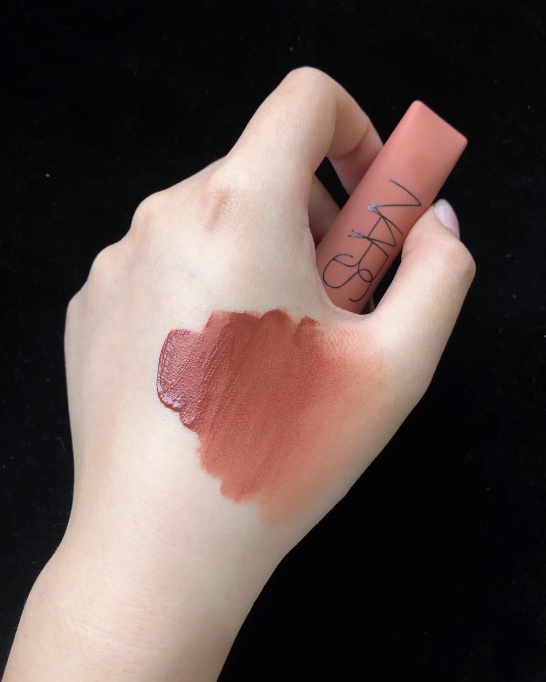 #美国运通省钱计划#绝美土橘色 nars柔雾唇釉thrust