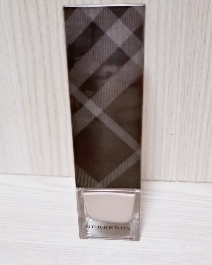 #美国运通省钱计划#Burberry光透净采无瑕粉底液来LF