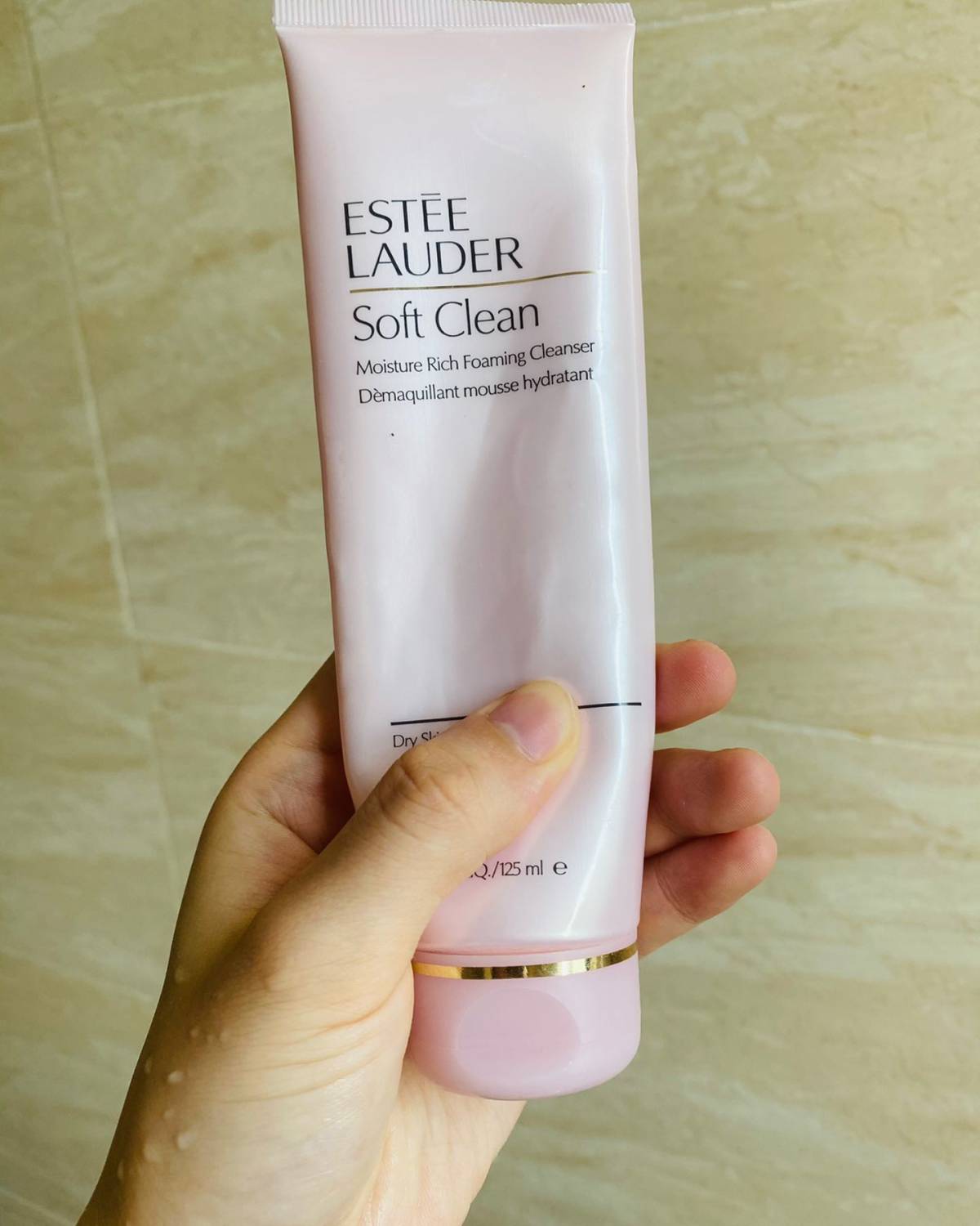 🌈我能说这支洗面奶用起来还真的不错么？ 这支洗面奶每次都会