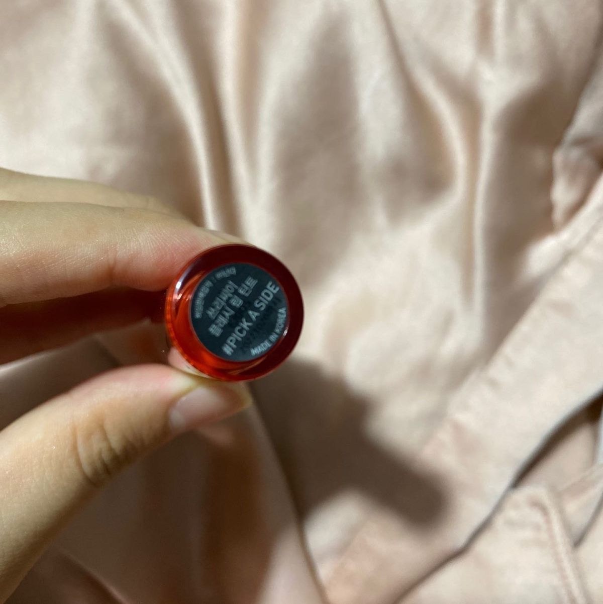 💕6月份购入3CE的新品玻璃水光镜面唇釉，直邮到手，颜值很