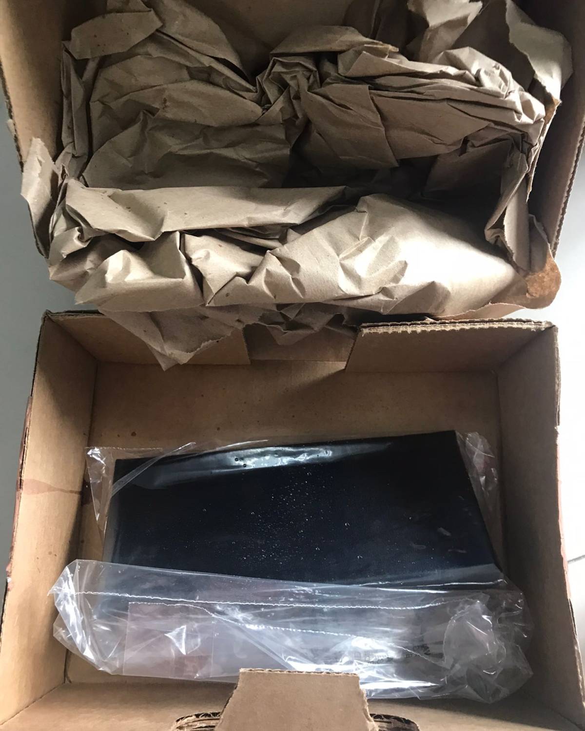 NR Dior墨镜一律99.97美元，目前抢到三幅。图片中是