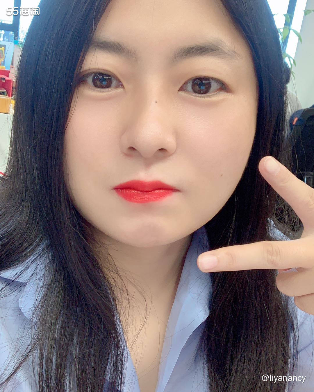 口红品牌：香奈儿  口红色号：丝绒56号  口红颜色：水红色