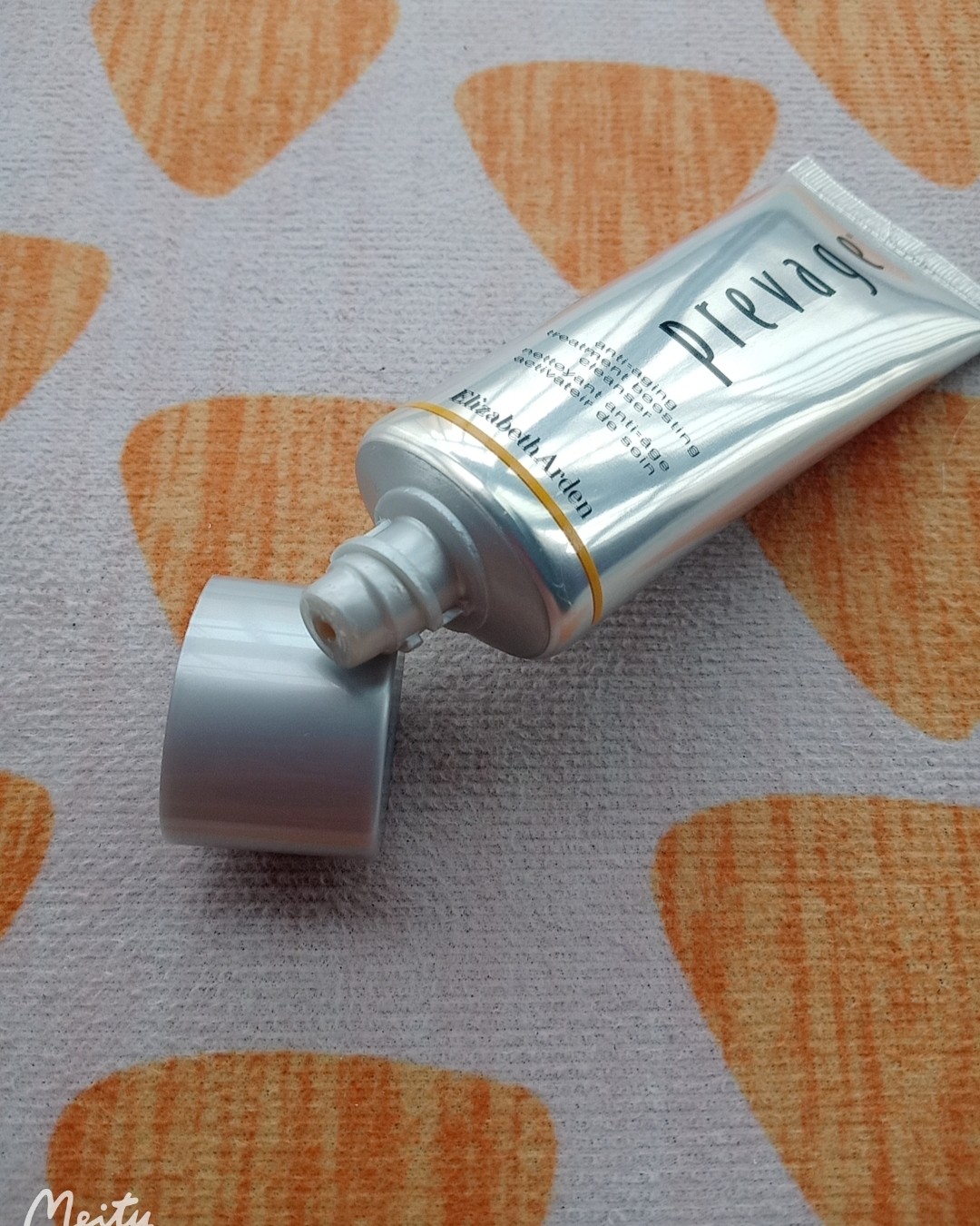 ⭐️💆这款产品是雅丽莎白雅顿铂萃卸妆前导洗面奶，这是我2月