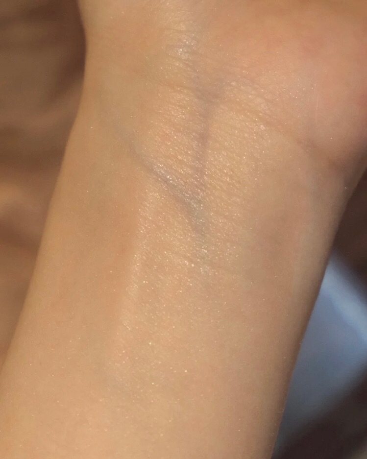 学生时代的铁皮高光日系平价高光天花板🉑️  🌟虽然它们家