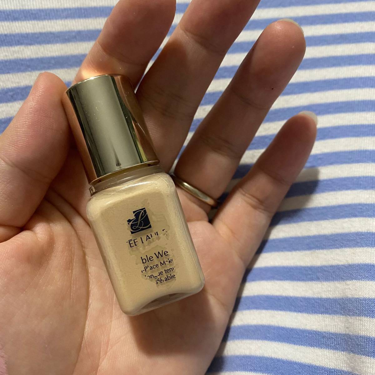 ❣️先说一下我的肤质，我是混合偏干的肤质，鼻侧有一点点毛孔，