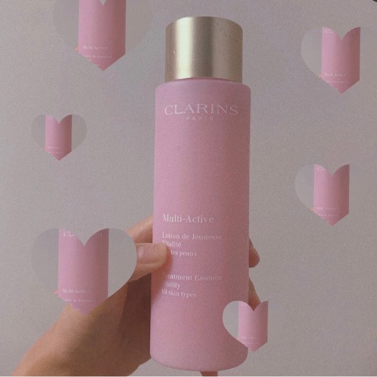 🎀世界未解之谜：首先我的娇韵诗粉水一瓶是从天猫旗舰店购入的