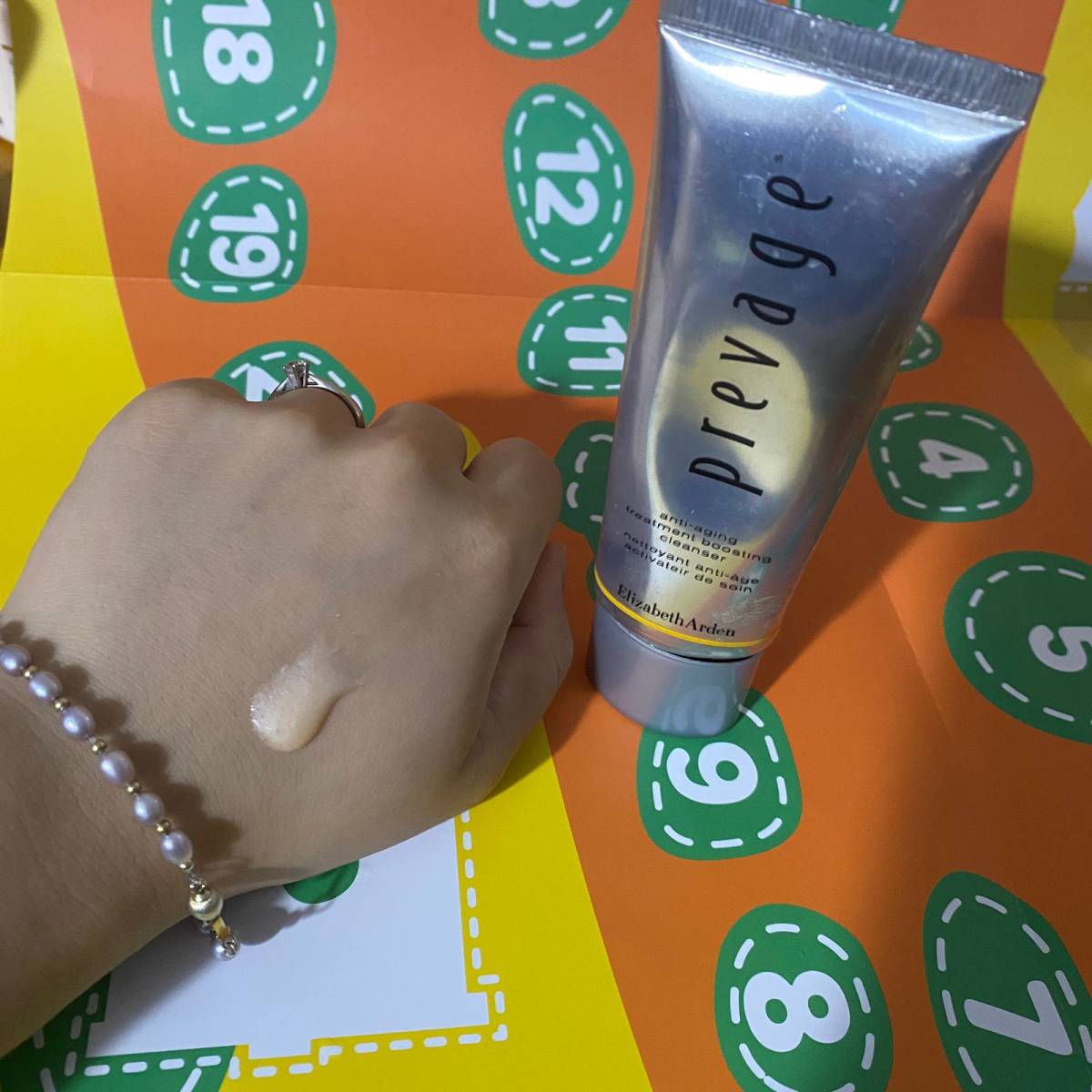 🧡3月份买的雅顿胶囊，送了一个5件套，里面有一大只这个洗面
