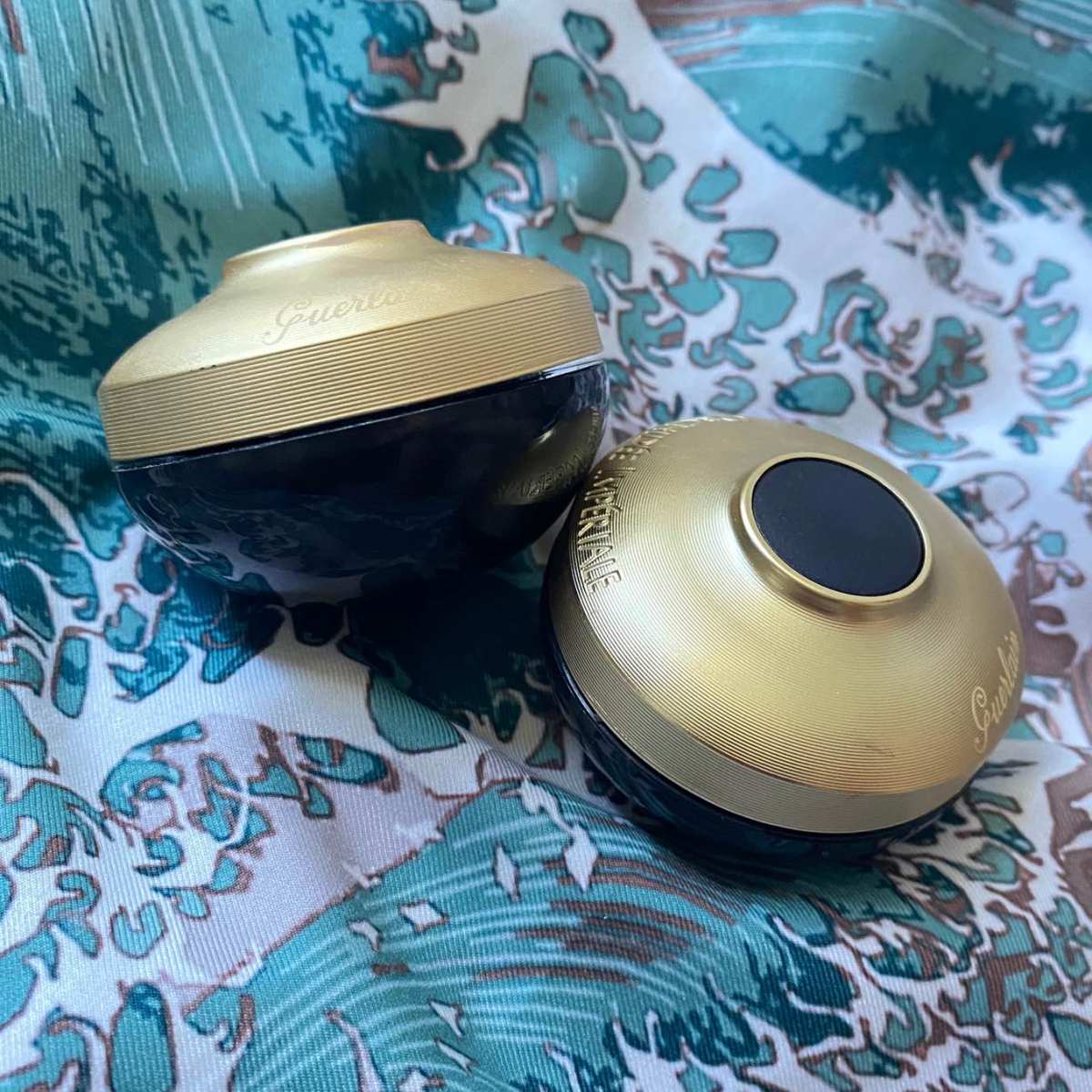 💐去年种草的宝藏单品，一下子购入了5瓶，来自娇兰的御廷兰花