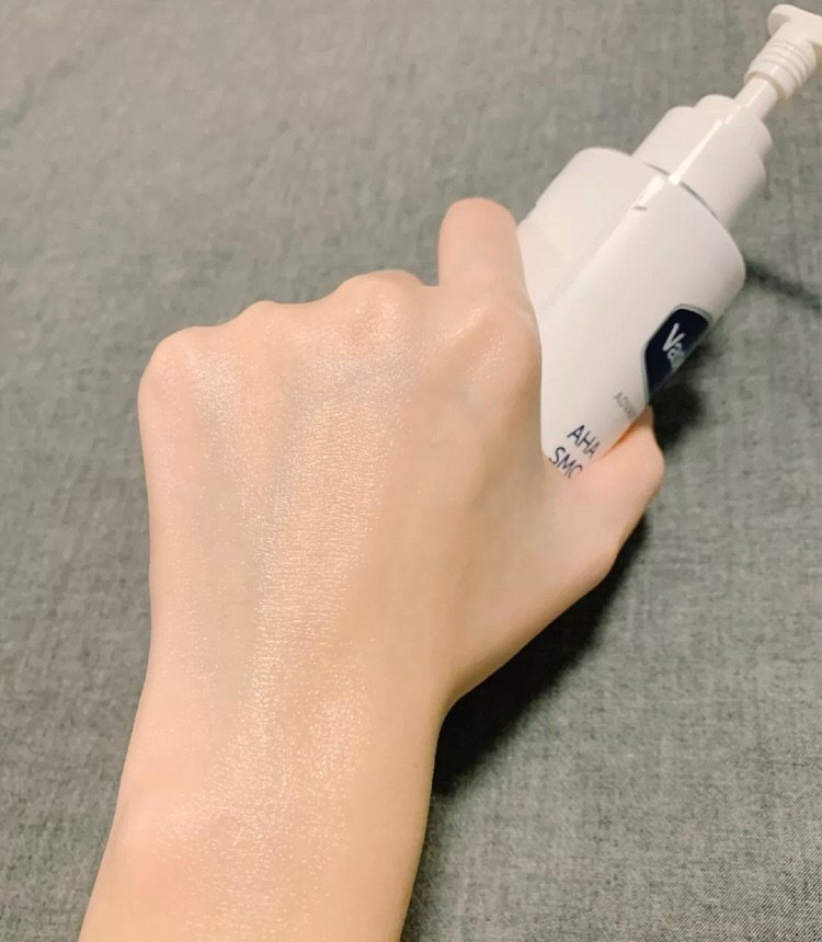凡士林果酸身体乳-性价比超高!!🌸  🎀凡士林这支果酸身