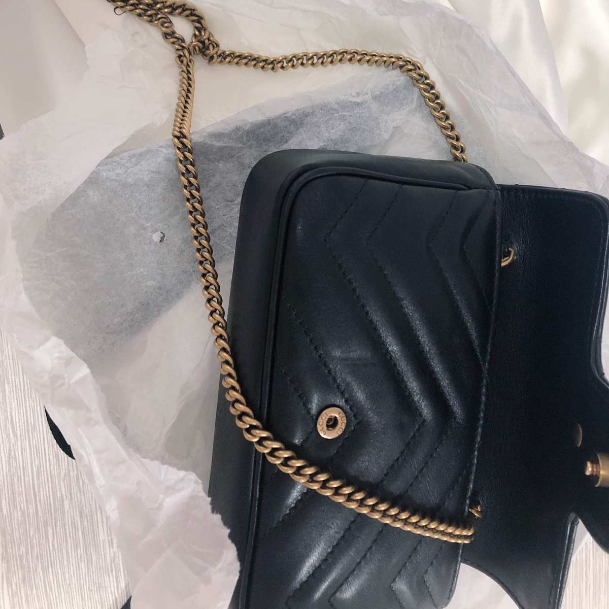 Gucci入门款 经典百搭款🉑️  实物很小 很轻巧 su