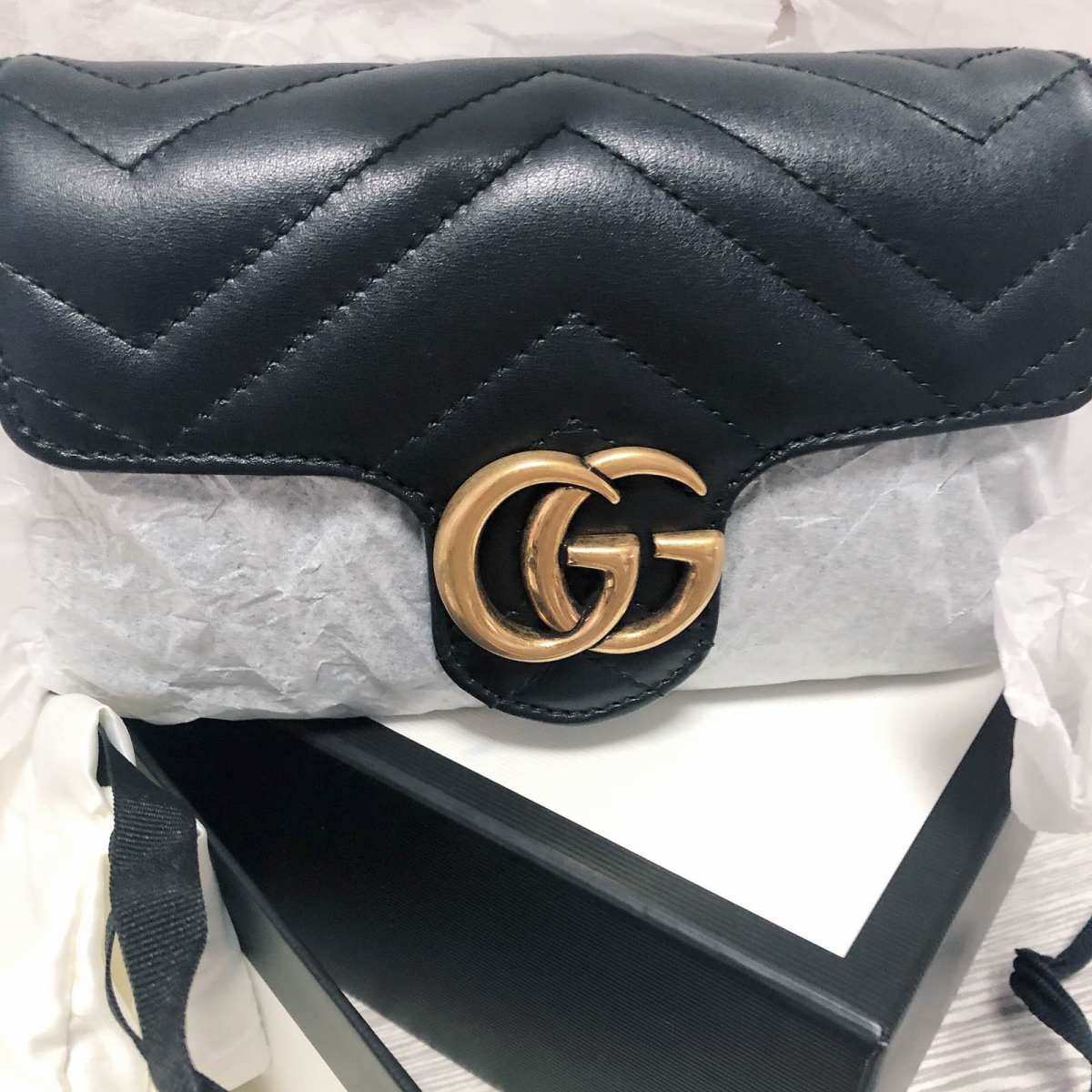 Gucci入门款 经典百搭款🉑️  实物很小 很轻巧 su