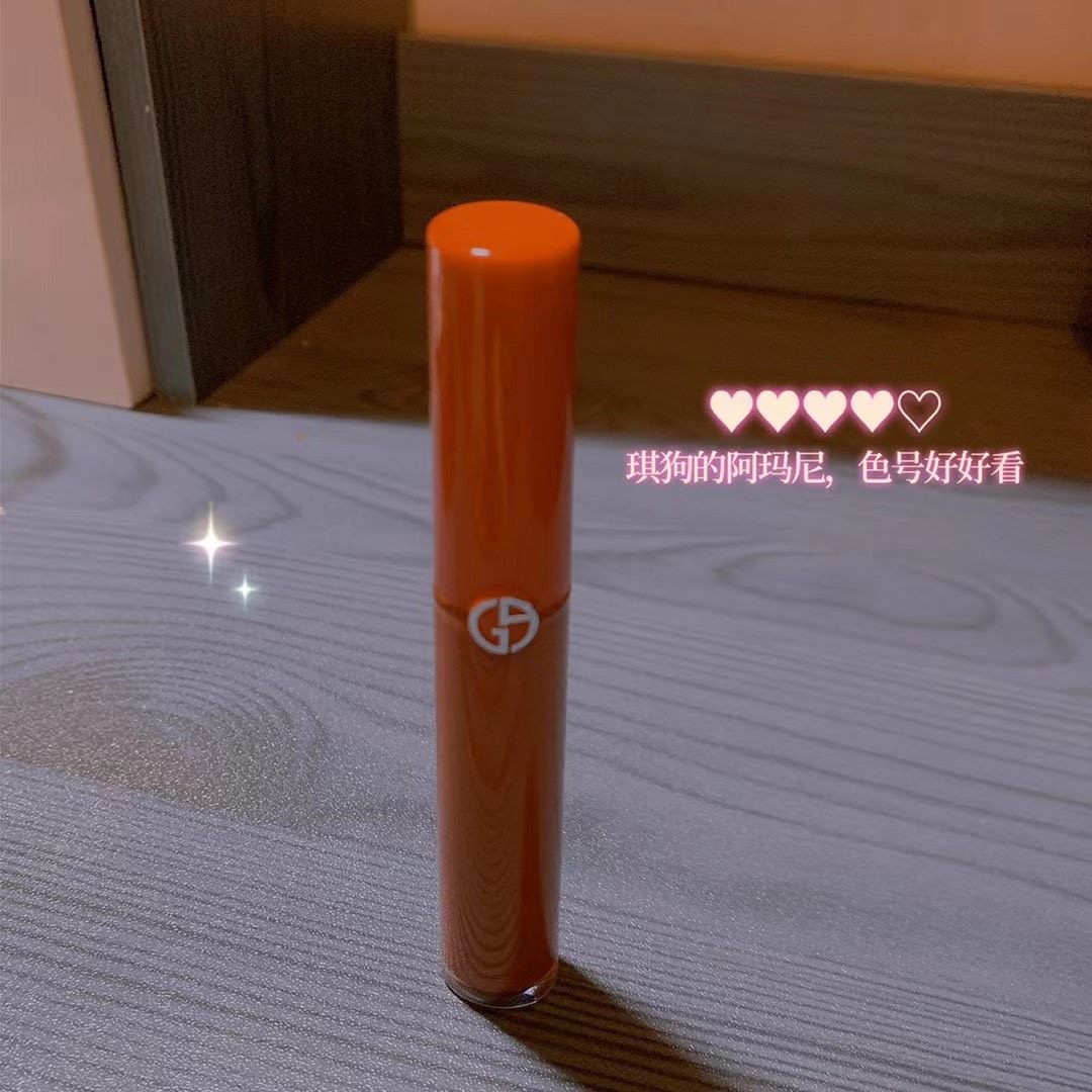 颜色好好看，不挑皮肤，不会踩雷的色号，超级显白，质地不干，显