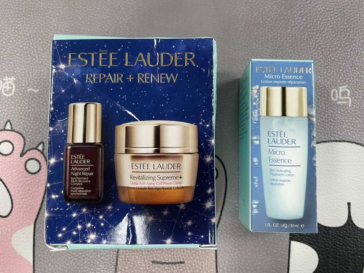 🎊购买网站：雅诗兰黛美国官网 🎊购买商品：DW粉底液；原