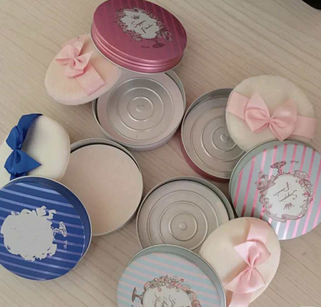 ✅这款晚安粉，商家的宣传：晚上睡前，用完护肤品后，如果脸上黏