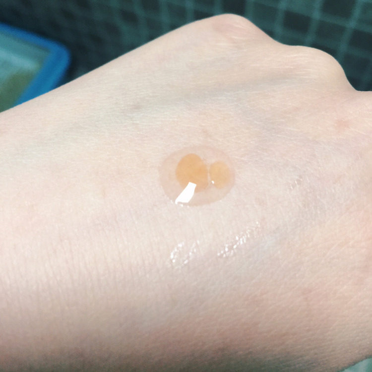 💟娇韵诗双萃精华风很大，看得我心痒痒，所以就入手了一个20