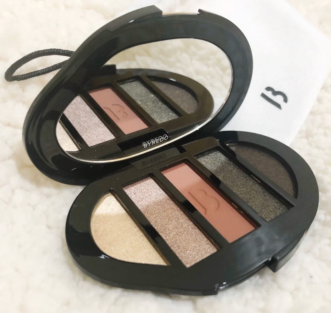 💁🏻‍♀️Byredo的彩妆真心很不错~ 🐚这个外表酷