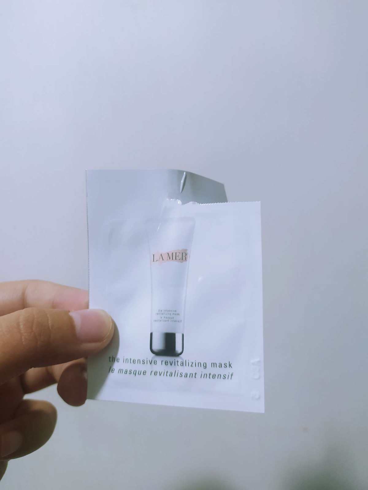 之前在Nordstrom选的两个lamer面膜片片都是密集赋