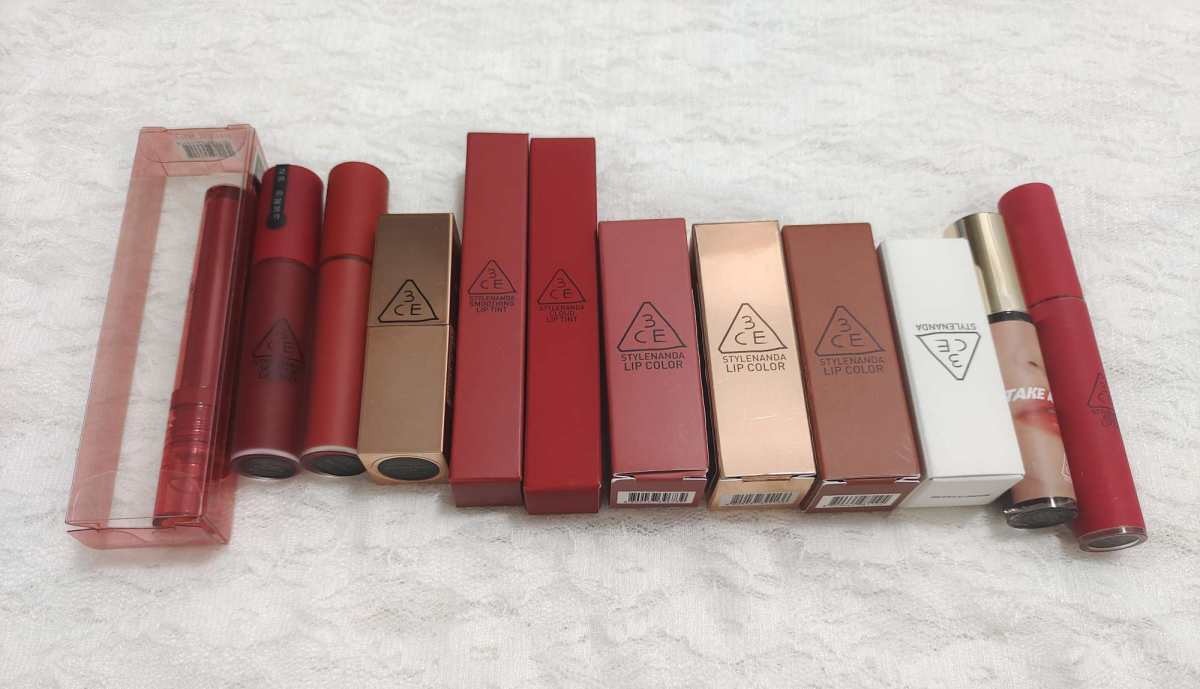 Hello,今天给大家试色我手上有的12支3CE的口红和唇釉