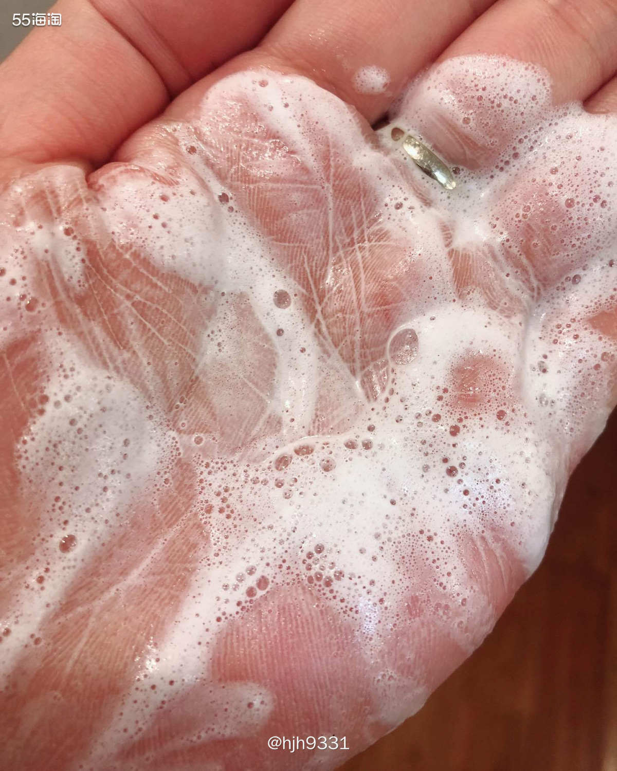 ✨时光琉璃系列是许三多家比较高端的系列，这款洁面属于传统日系