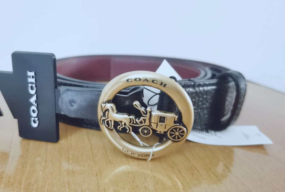 COACH/蔻驰新款经典马车款女士休闲皮带腰带 ，很耐看，也
