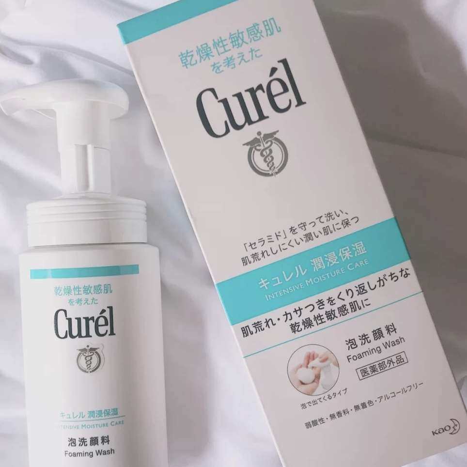 这款泡沫洁面是针对肌的，而且泡沫很绵密细软，对皮肤的害最小�